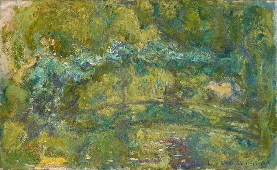 La passerelle sur le bassin aux nymphéas