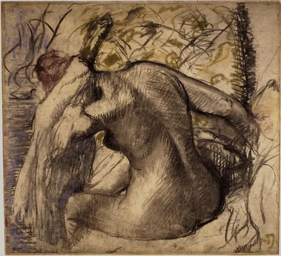 Femme nue assise s'essuyant les cheveux