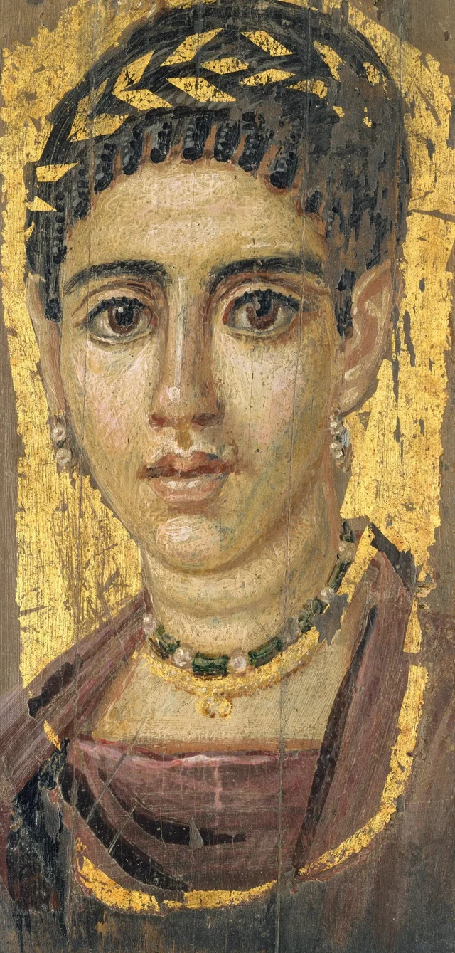 Portrait d'une jeune femme à la couronne dorée, Égypte ancienne