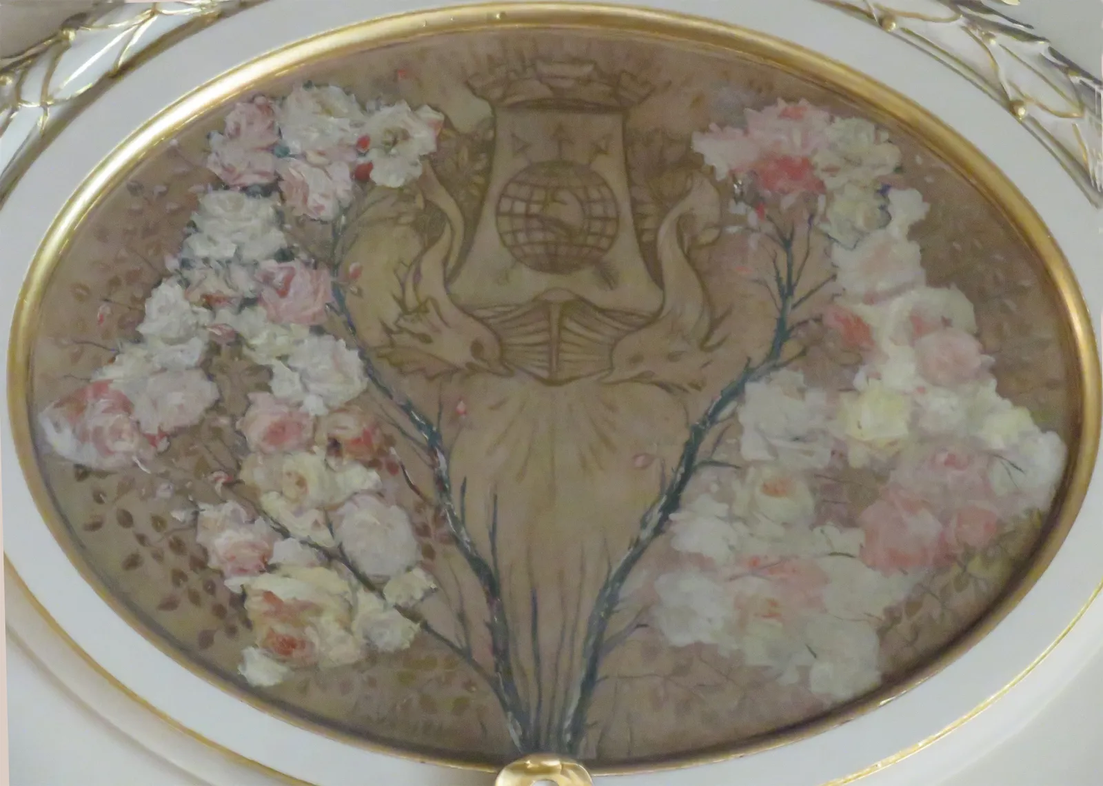 Blason aux fleurs - Médaillon dans le foyer du Théâtre municipal de Rio de Janeiro, Eliseu Visconti
