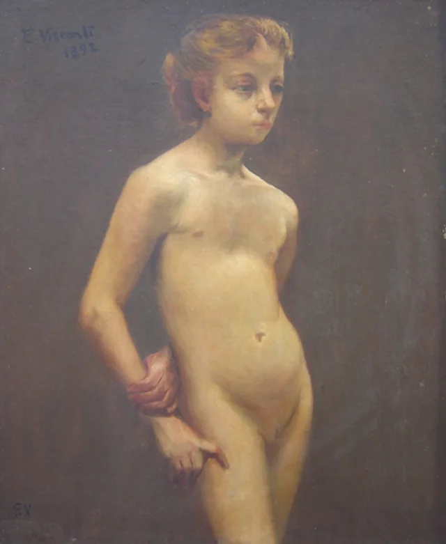Desnudo de pie