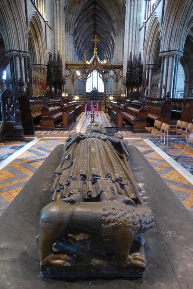 Tomb and effigy of King John