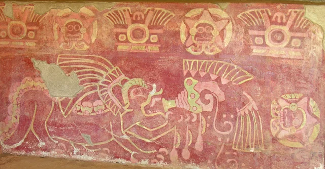 Teotihuacan, Atetelco: jaguars with feather headdresses