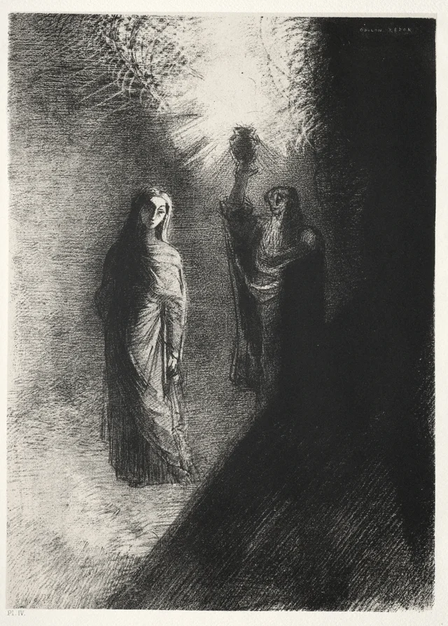 Il élève l'urne de bronze