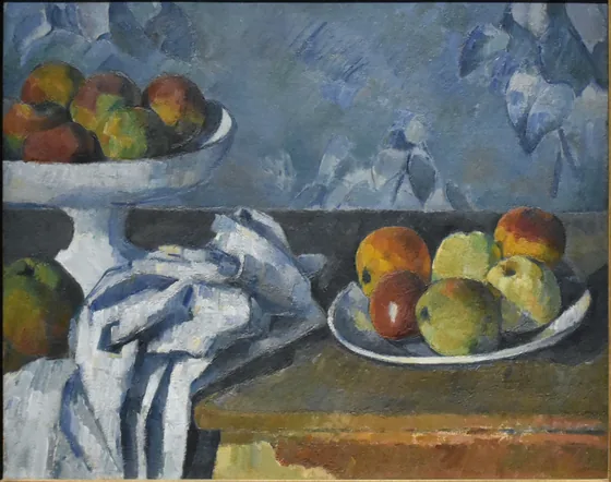 Compotier, assiette et pommes