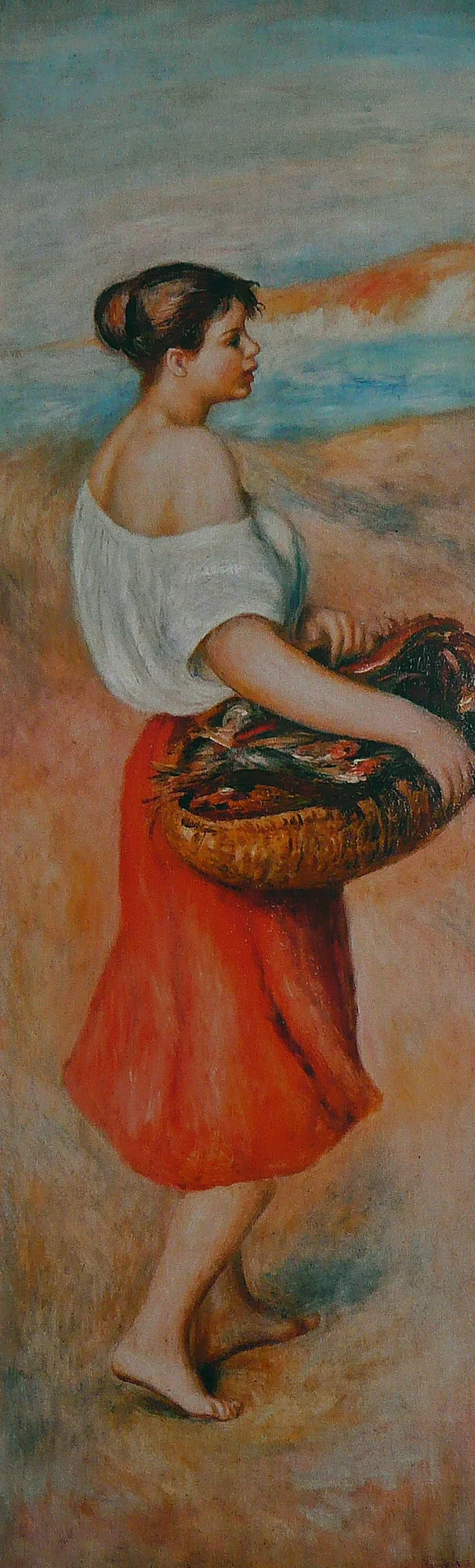 Joven con una cesta de pescado