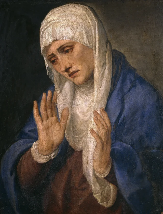 La Mater Dolorosa con las manos abiertas