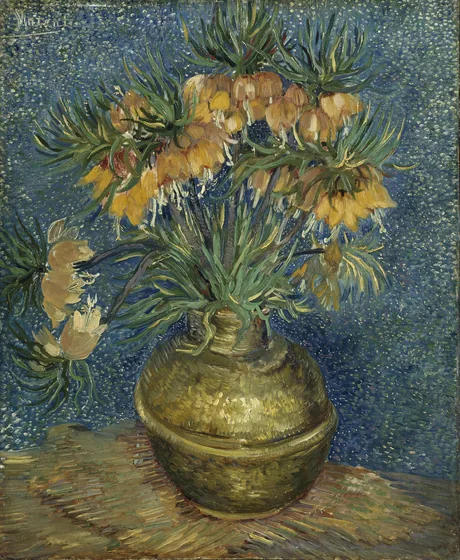 Fritillaires couronne imperiale dans un vase de cuivre